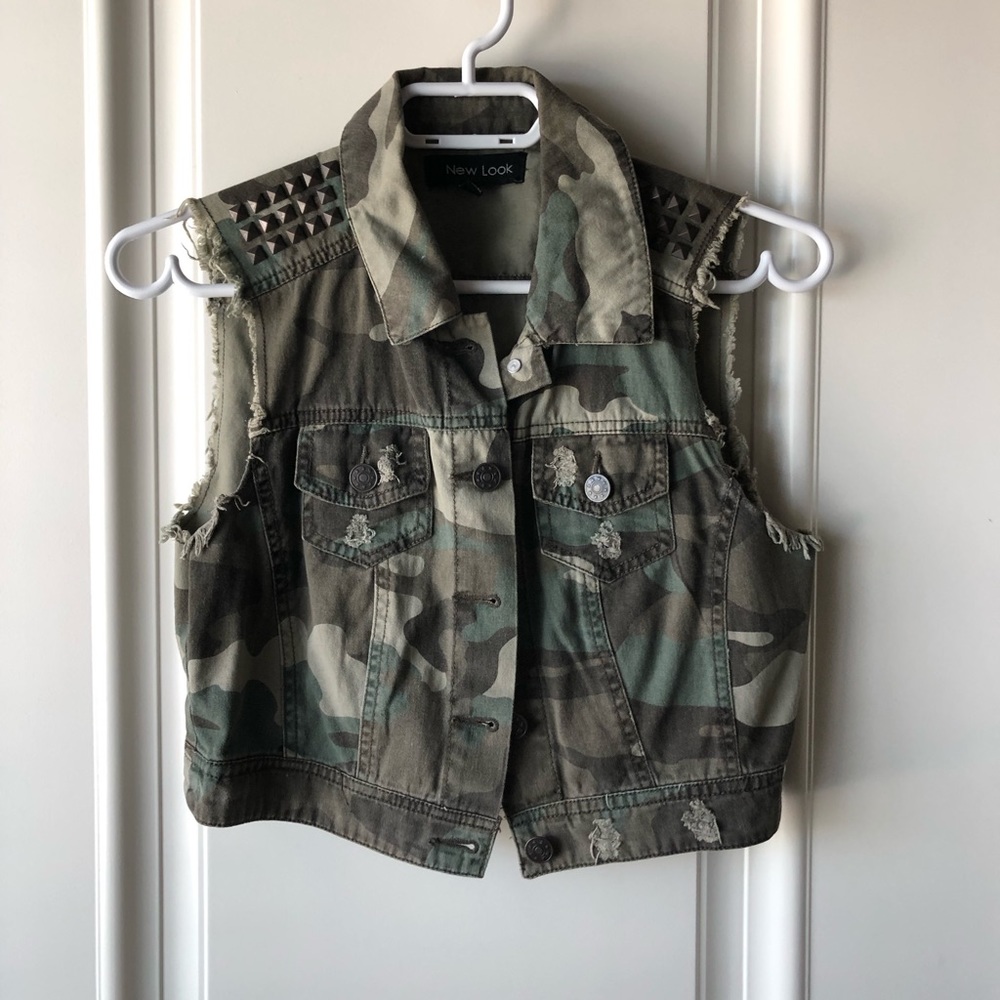 Camo Cropped Jean Vest